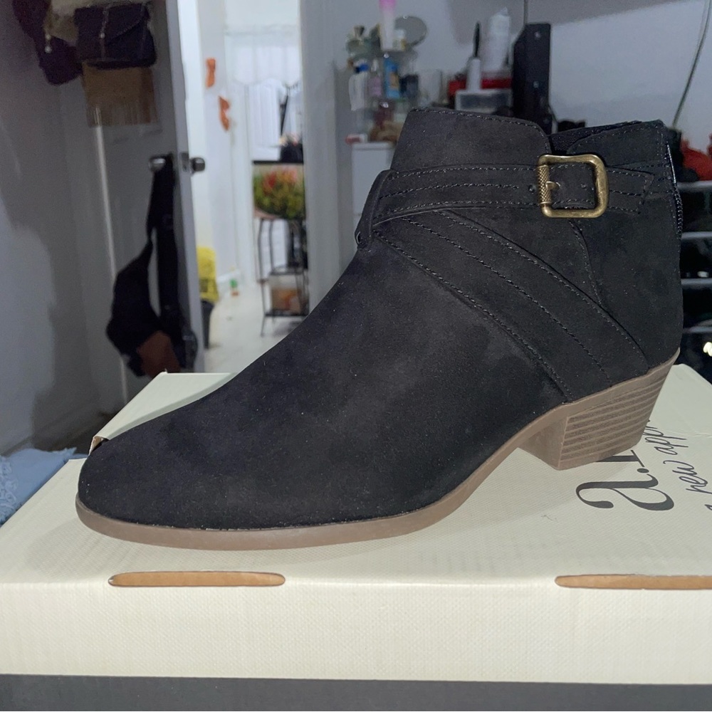 a.n.a memory foam bootie